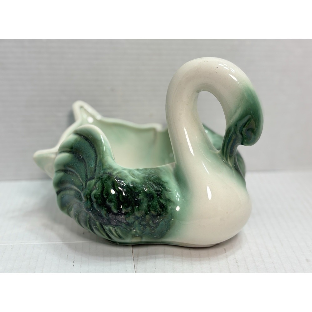 Vintage MCM  Hull Pottery Company Coronet Swan Planter #213 in Chartreuse Green